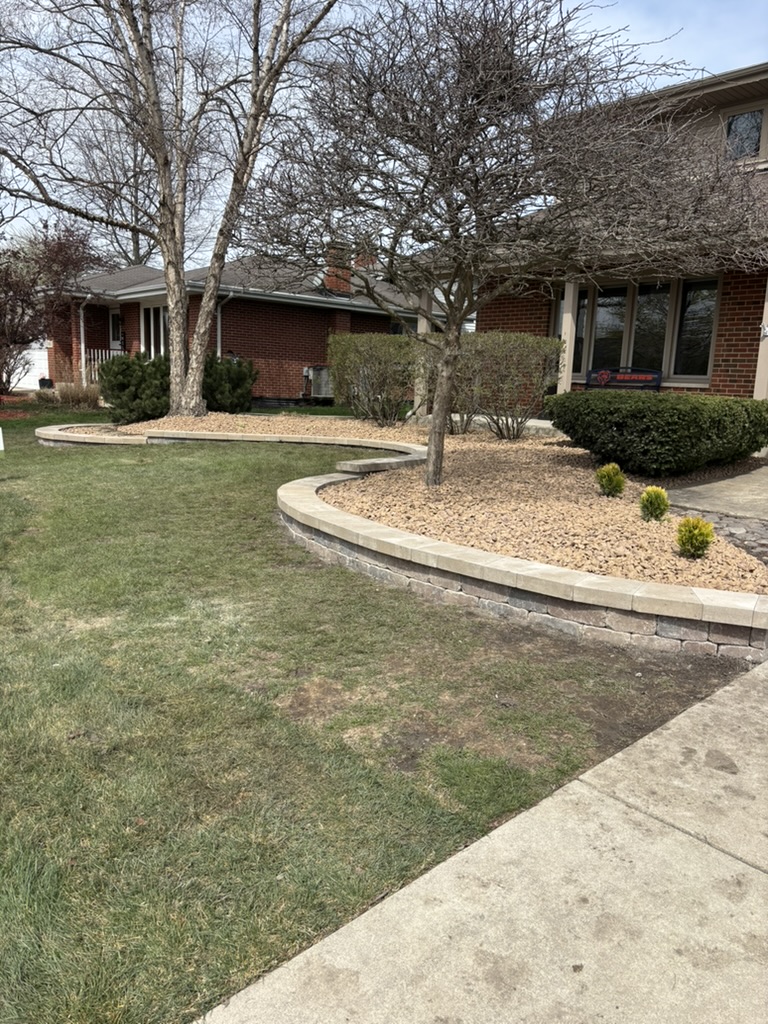 Wraparound retaining wall
