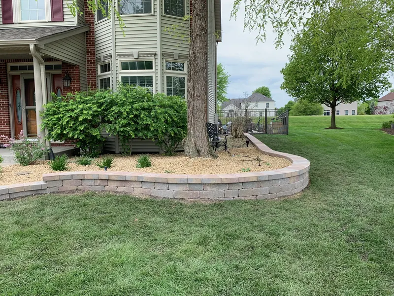 Retaining wall detail